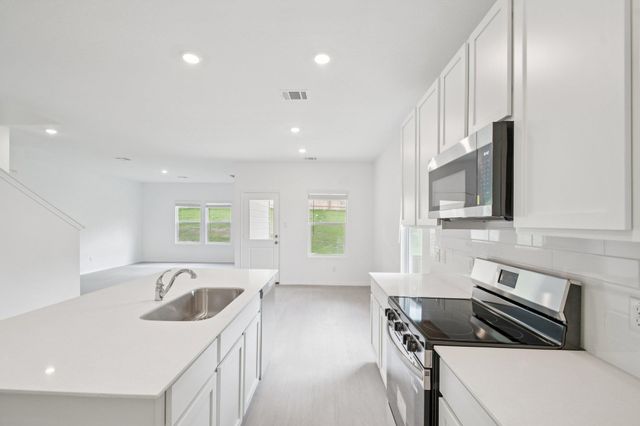 418 Bobby Lou LN, Copperas Cove, TX 76522