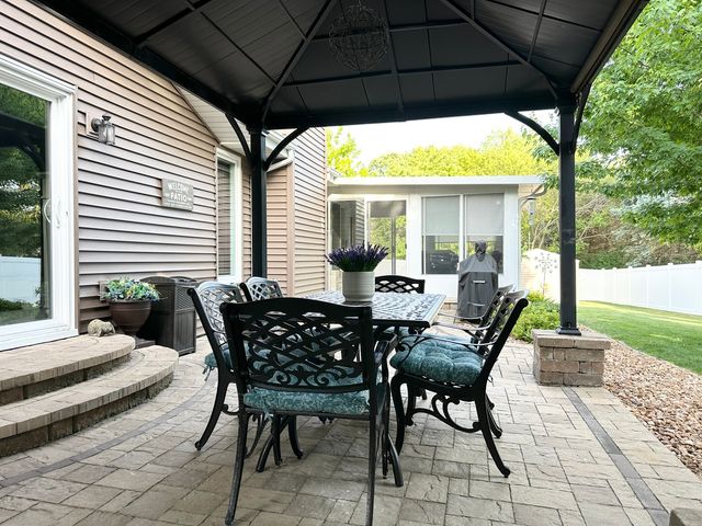 319 Berkshire Court, Bourbonnais, IL 60914