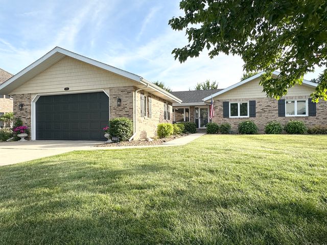 319 Berkshire Court, Bourbonnais, IL 60914