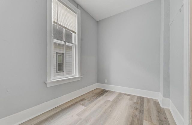 1125 E Clarke STREET, Milwaukee, WI 53212