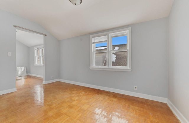 1125 E Clarke STREET, Milwaukee, WI 53212