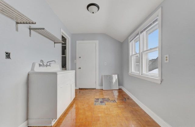 1125 E Clarke STREET, Milwaukee, WI 53212