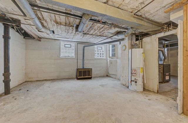 1125 E Clarke STREET, Milwaukee, WI 53212