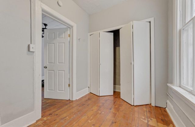 1125 E Clarke STREET, Milwaukee, WI 53212