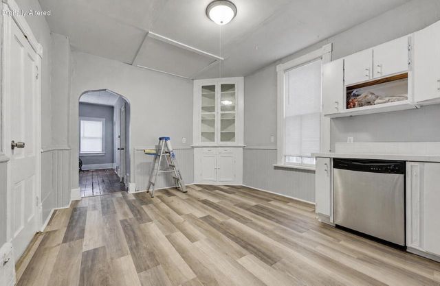 1125 E Clarke STREET, Milwaukee, WI 53212