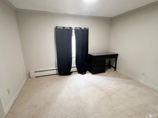 1142 South Park Drive, Bedford Twp, MI 48182