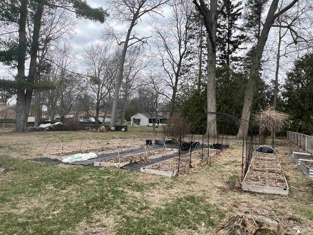 1142 South Park Drive, Bedford Twp, MI 48182