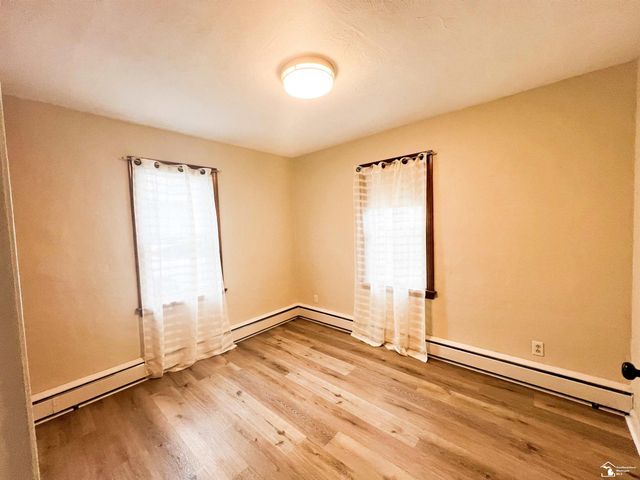 1142 South Park Drive, Bedford Twp, MI 48182