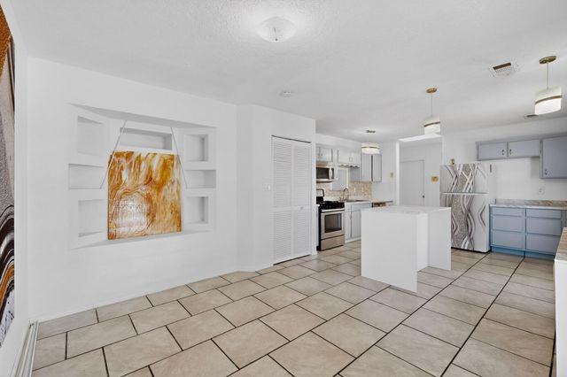 1101 Willow Court SE, Los Lunas, NM 87031