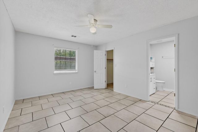 1101 Willow Court SE, Los Lunas, NM 87031