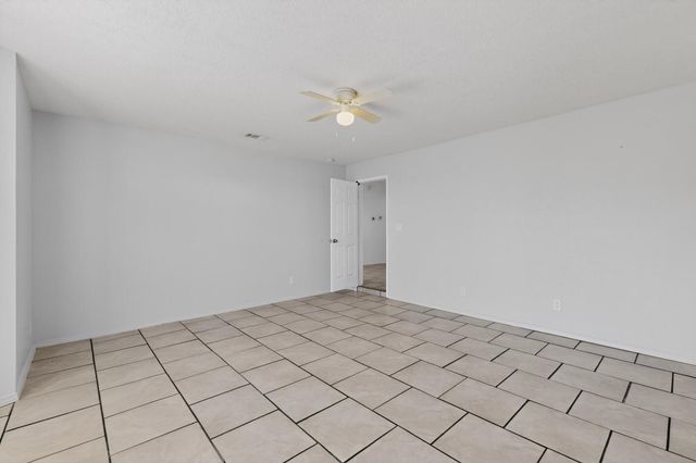 1101 Willow Court SE, Los Lunas, NM 87031