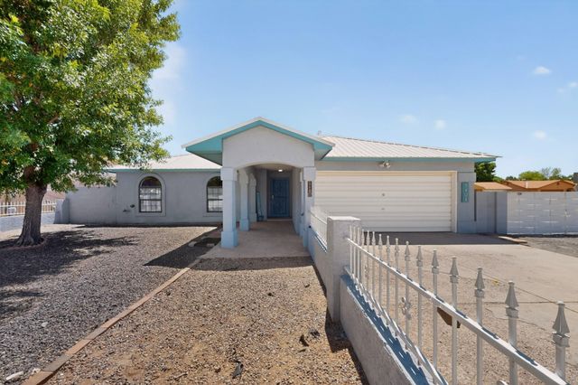 1101 Willow Court SE, Los Lunas, NM 87031
