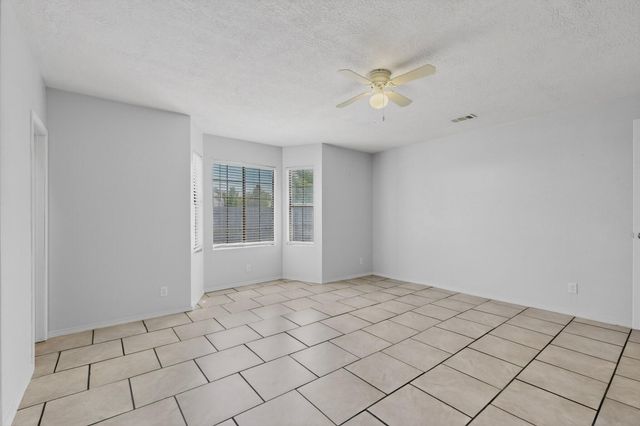 1101 Willow Court SE, Los Lunas, NM 87031