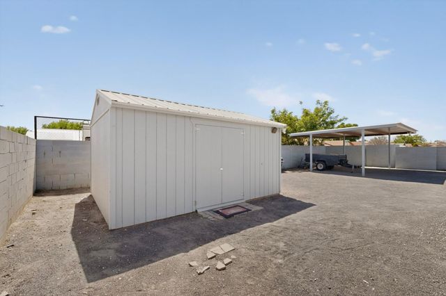 1101 Willow Court SE, Los Lunas, NM 87031