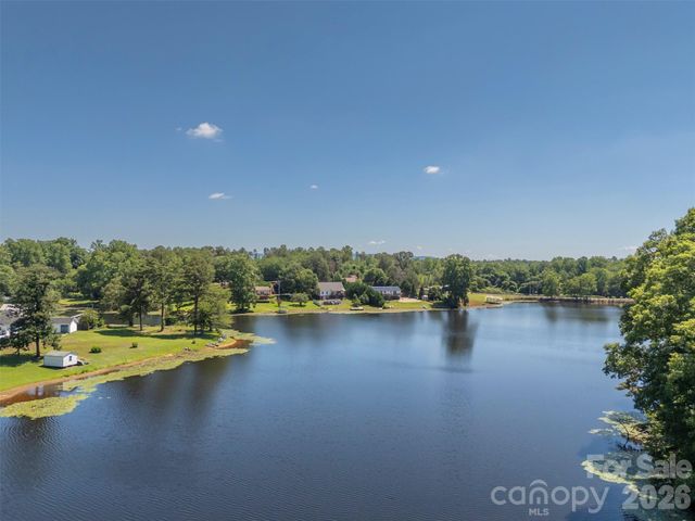 377 Kingswood Drive, Forest City, NC 28043