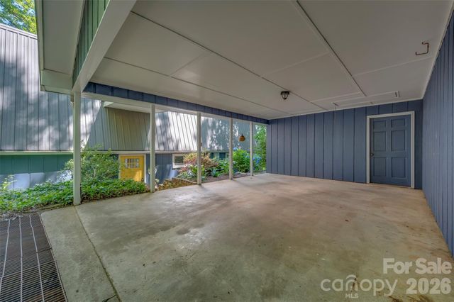 377 Kingswood Drive, Forest City, NC 28043