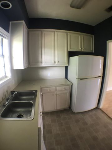 2100 San Gabriel ST 302, Austin, TX 78705