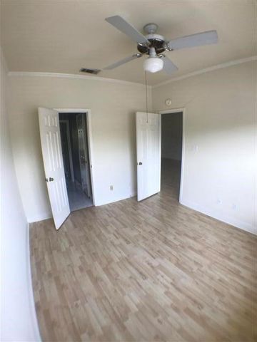 2100 San Gabriel ST 302, Austin, TX 78705