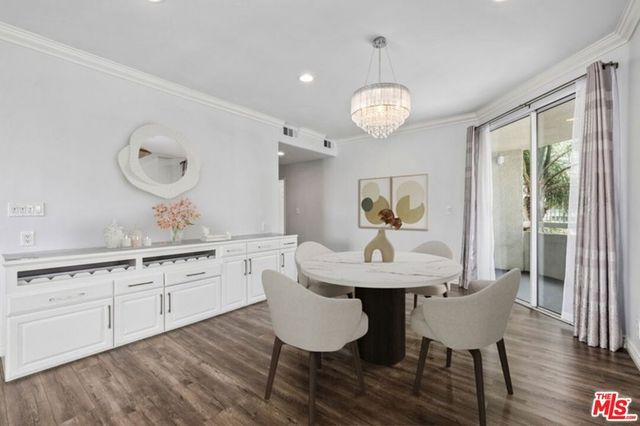 1002 S Burnside Avenue 203, Los Angeles, CA 90019
