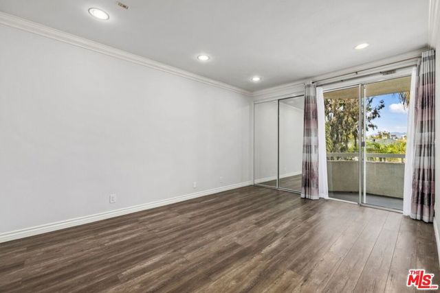 1002 S Burnside Avenue 203, Los Angeles, CA 90019