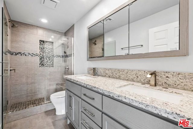 1002 S Burnside Avenue 203, Los Angeles, CA 90019