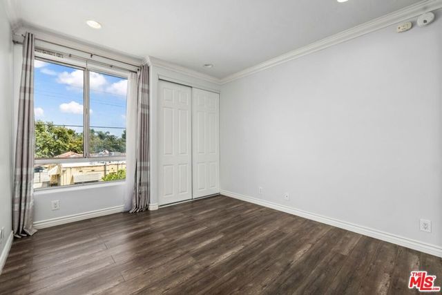 1002 S Burnside Avenue 203, Los Angeles, CA 90019