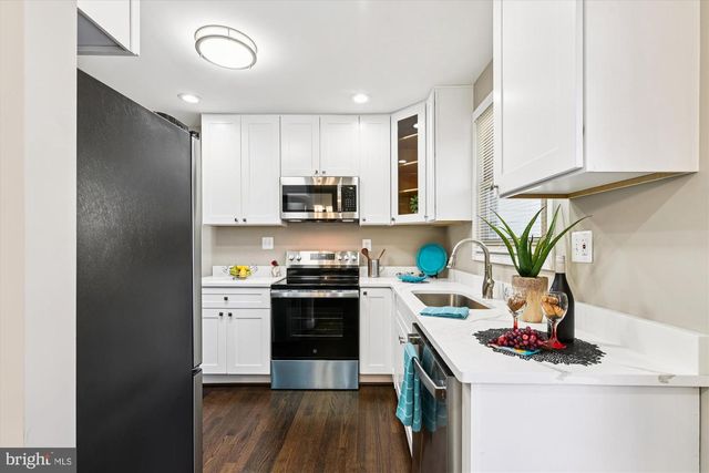 3542 LYNNE HAVEN DR, Baltimore, MD 21244