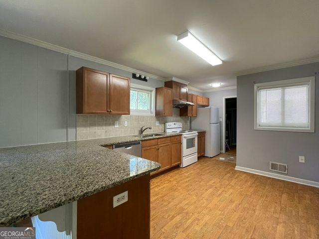 2352 Arrow Circle, Atlanta, GA 30341