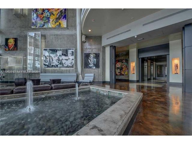 690 SW 1st Ct 1506, Miami, FL 33130