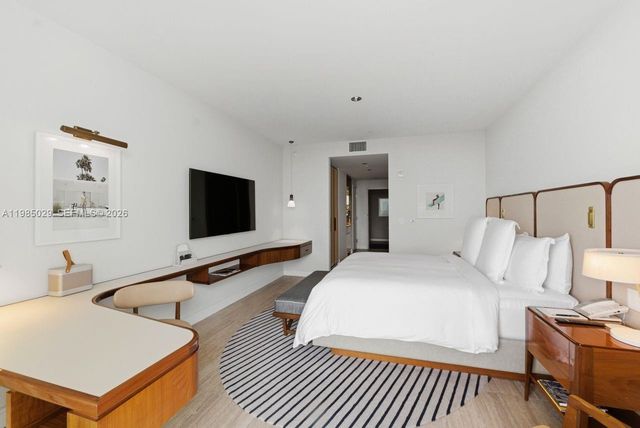 525 N Fort Lauderdale Beach Blvd 1509, Fort Lauderdale, FL 33304