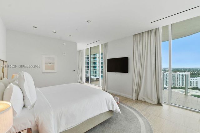 525 N Fort Lauderdale Beach Blvd 1509, Fort Lauderdale, FL 33304