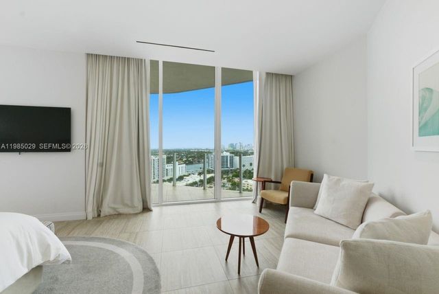 525 N Fort Lauderdale Beach Blvd 1509, Fort Lauderdale, FL 33304