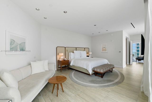525 N Fort Lauderdale Beach Blvd 1509, Fort Lauderdale, FL 33304