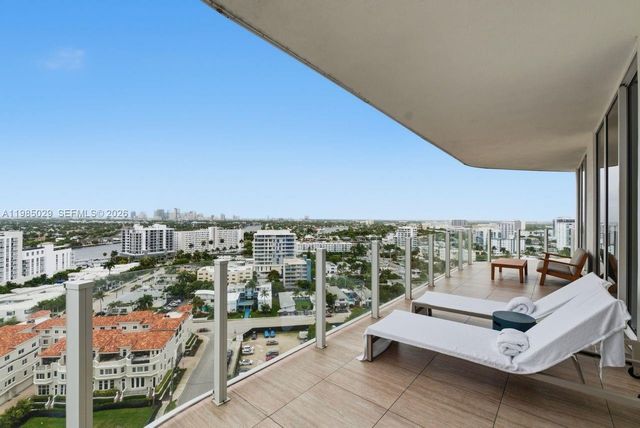 525 N Fort Lauderdale Beach Blvd 1509, Fort Lauderdale, FL 33304