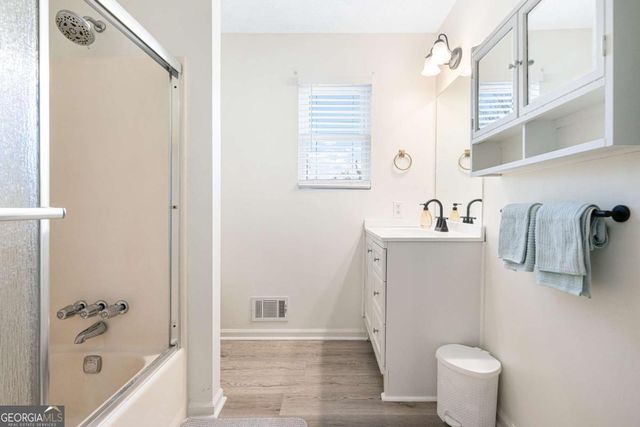 1426 Raintree Drive, Snellville, GA 30078