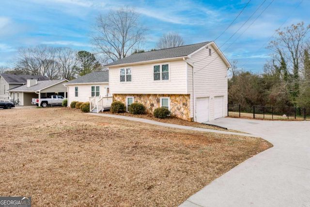 1426 Raintree Drive, Snellville, GA 30078