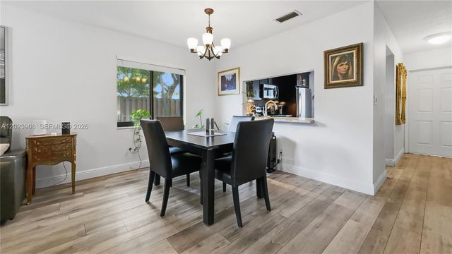 201 NW 106th Ter, Pembroke Pines, FL 33026