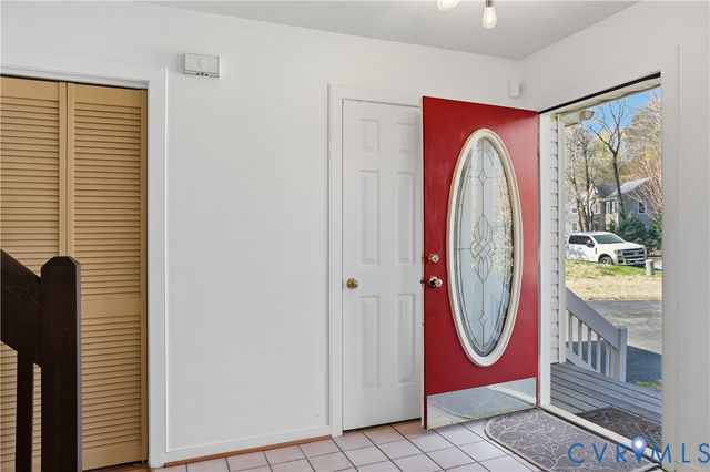 5716 Saddle Hill Dr, Midlothian, VA 23112