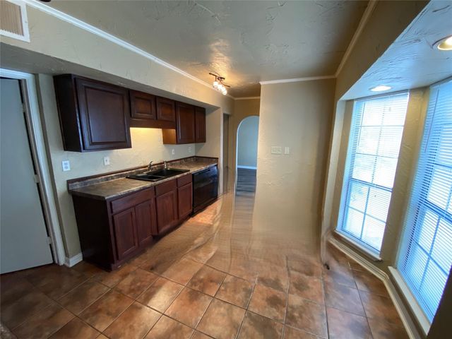 6722 Oriole Court, Fort Worth, TX 76137