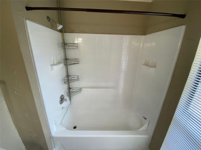 6722 Oriole Court, Fort Worth, TX 76137