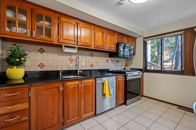 140 Butternut Hollow 140, Acton, MA 01718