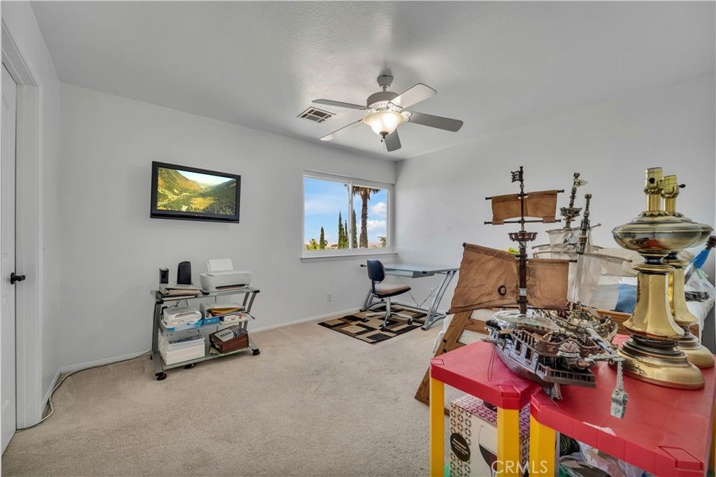 Image 32 of property listing at 7305 Dana Drive, Palmdale, CA 93551