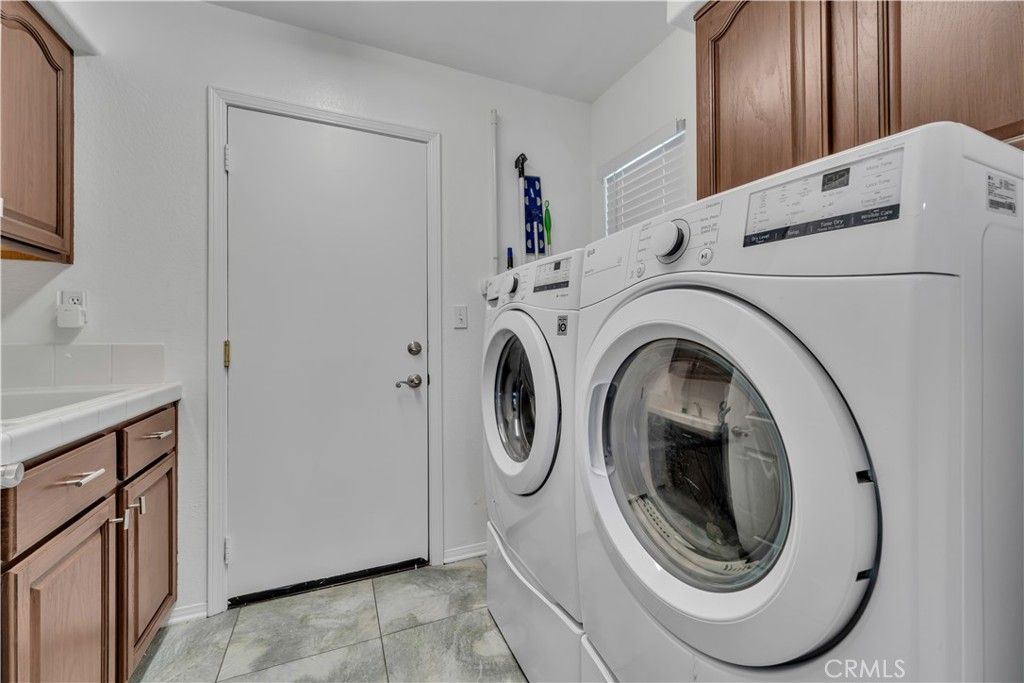 Image 34 of property listing at 7305 Dana Drive, Palmdale, CA 93551