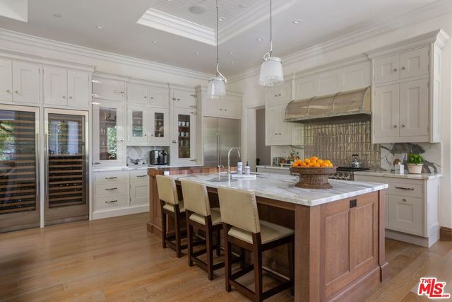 2210 Triunfo Place, Agoura Hills, CA 91301