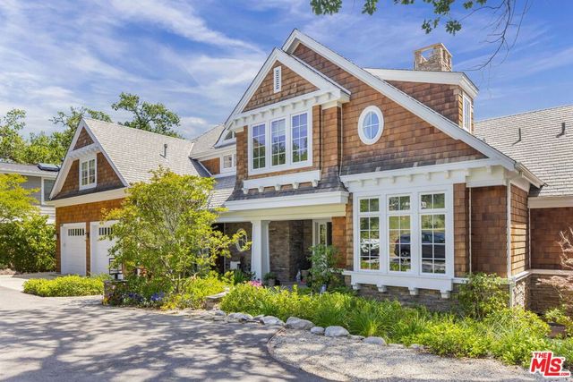 2210 Triunfo Place, Agoura Hills, CA 91301