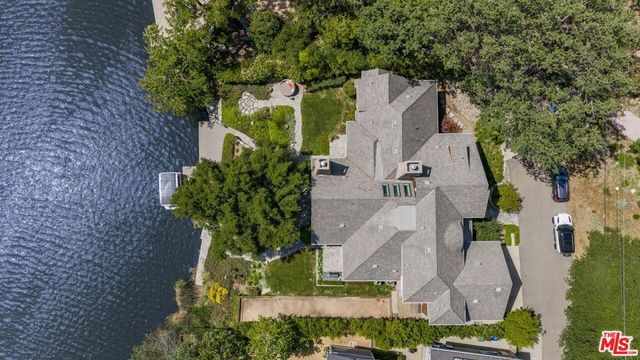 2210 Triunfo Place, Agoura Hills, CA 91301