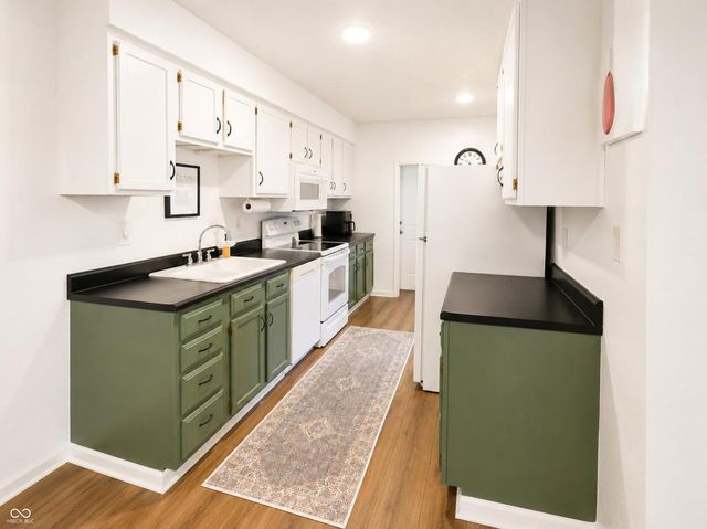 1169 E Garden Drive, Terre Haute, IN 47802
