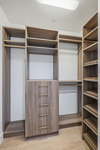 11 BAYMONT STREET 907, Clearwater Beach, FL 33767