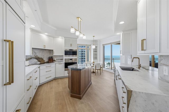 11 BAYMONT STREET 907, Clearwater Beach, FL 33767