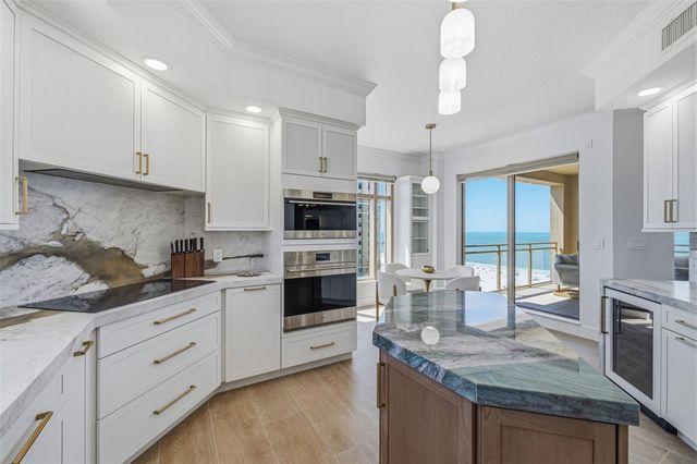 11 BAYMONT STREET 907, Clearwater Beach, FL 33767